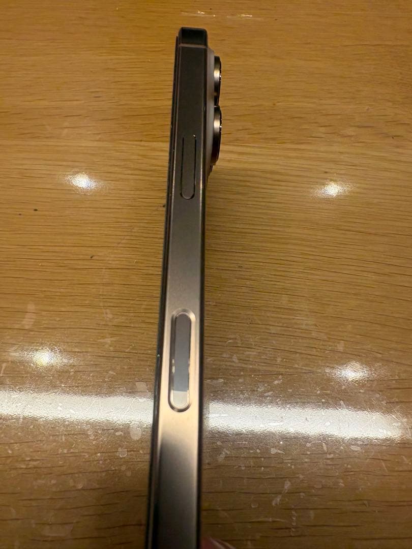 iPhone 16 Pro 【256GB、SIMフリー、電池残量92%】