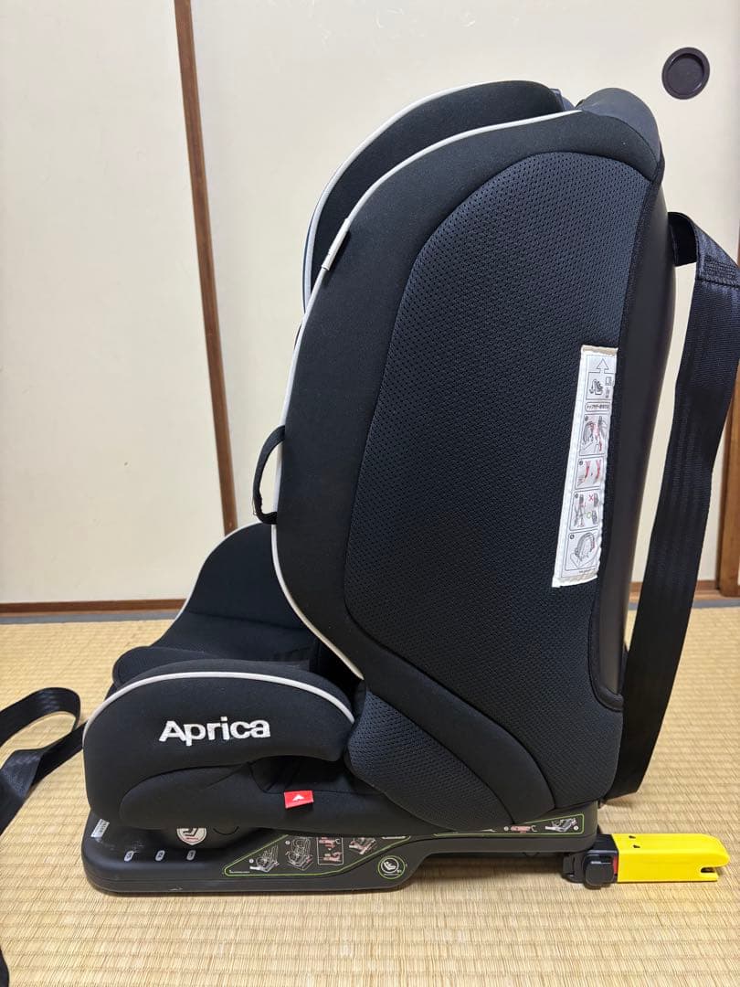アップリカ⭐︎ジュニアシート⭐︎フォームフィット