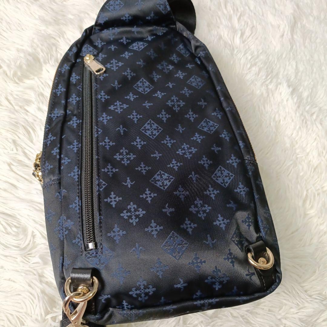 極美品・新同■russet モノグラム ボディバッグ ブラック×ブルー