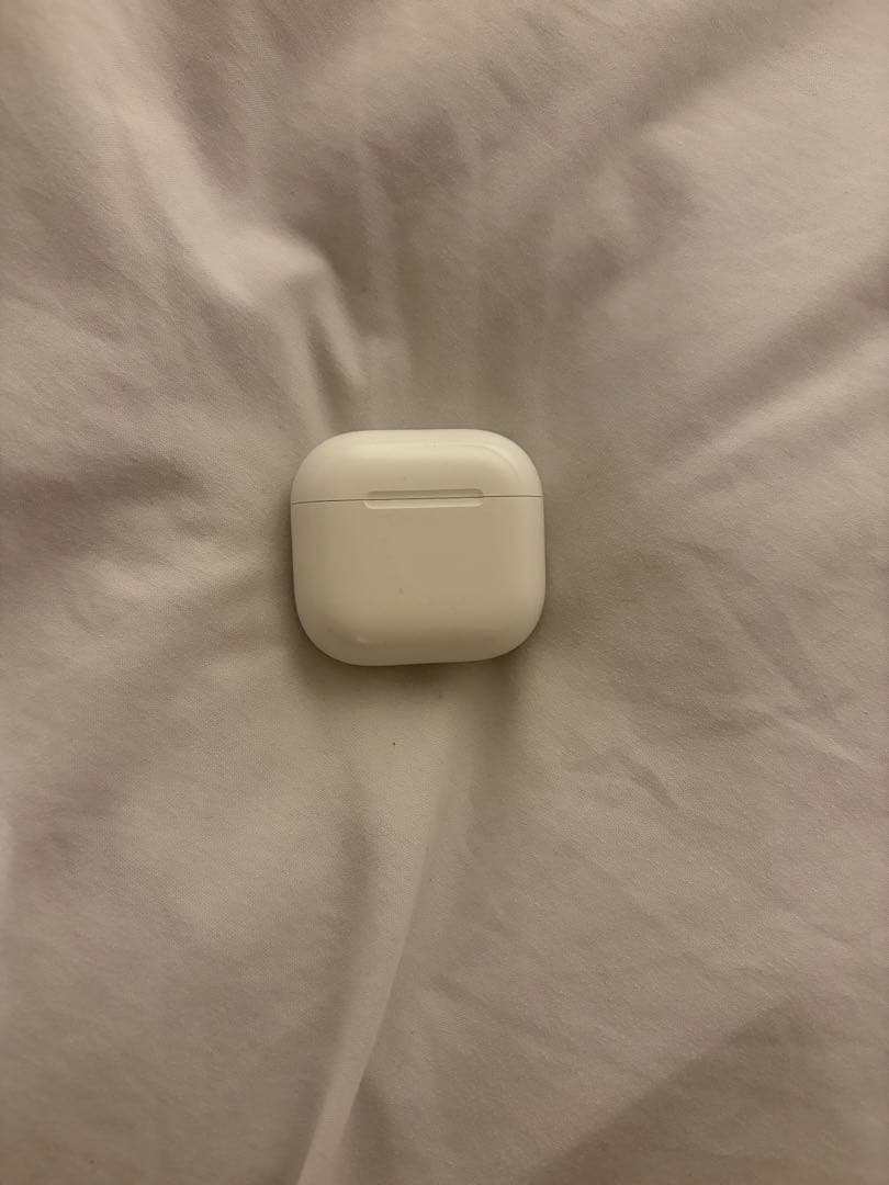 AirPods4 ANC搭載　ノイズキャンセリング付き