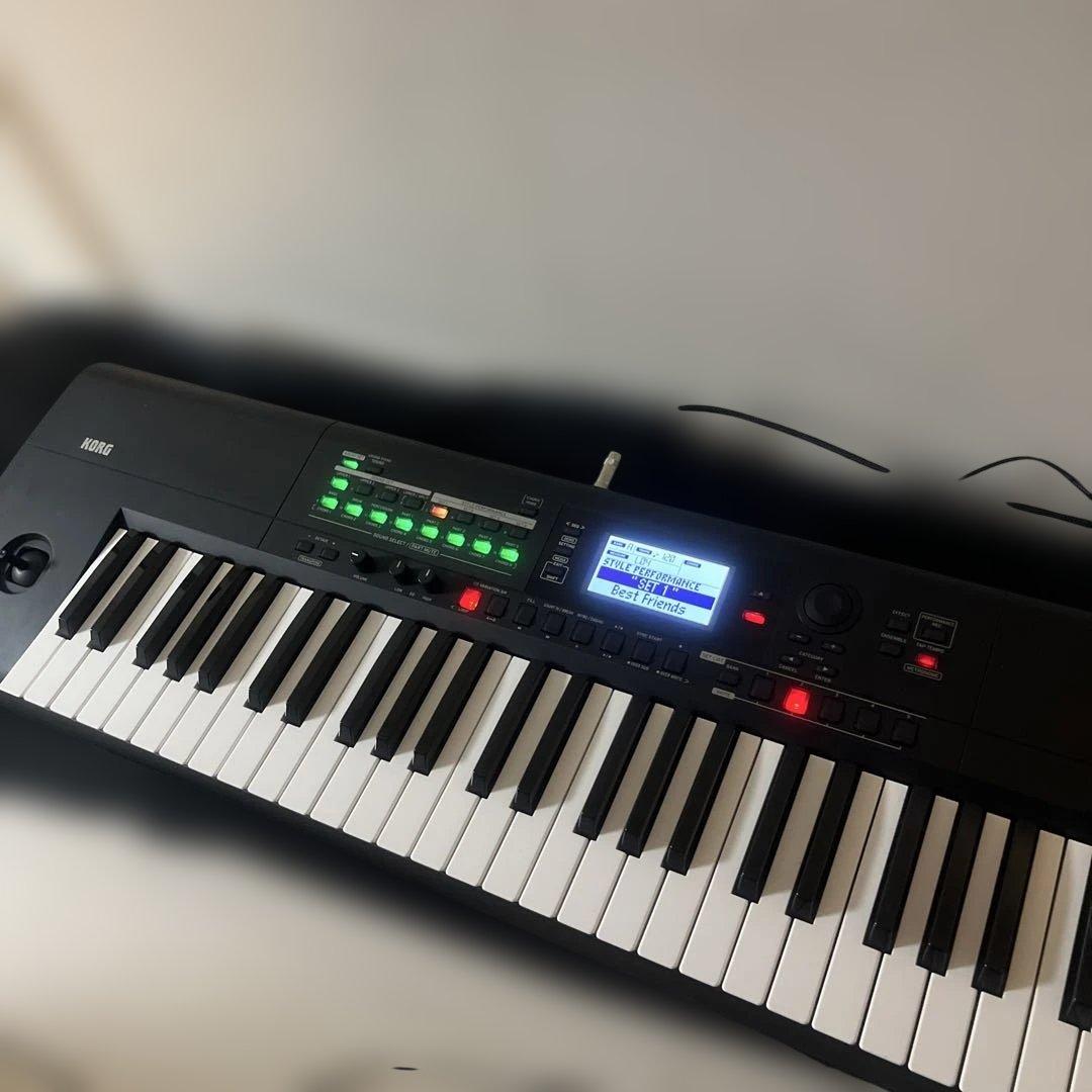 KORG i3 61鍵 ワークステーションシンセサイザー 動作品 ケース付