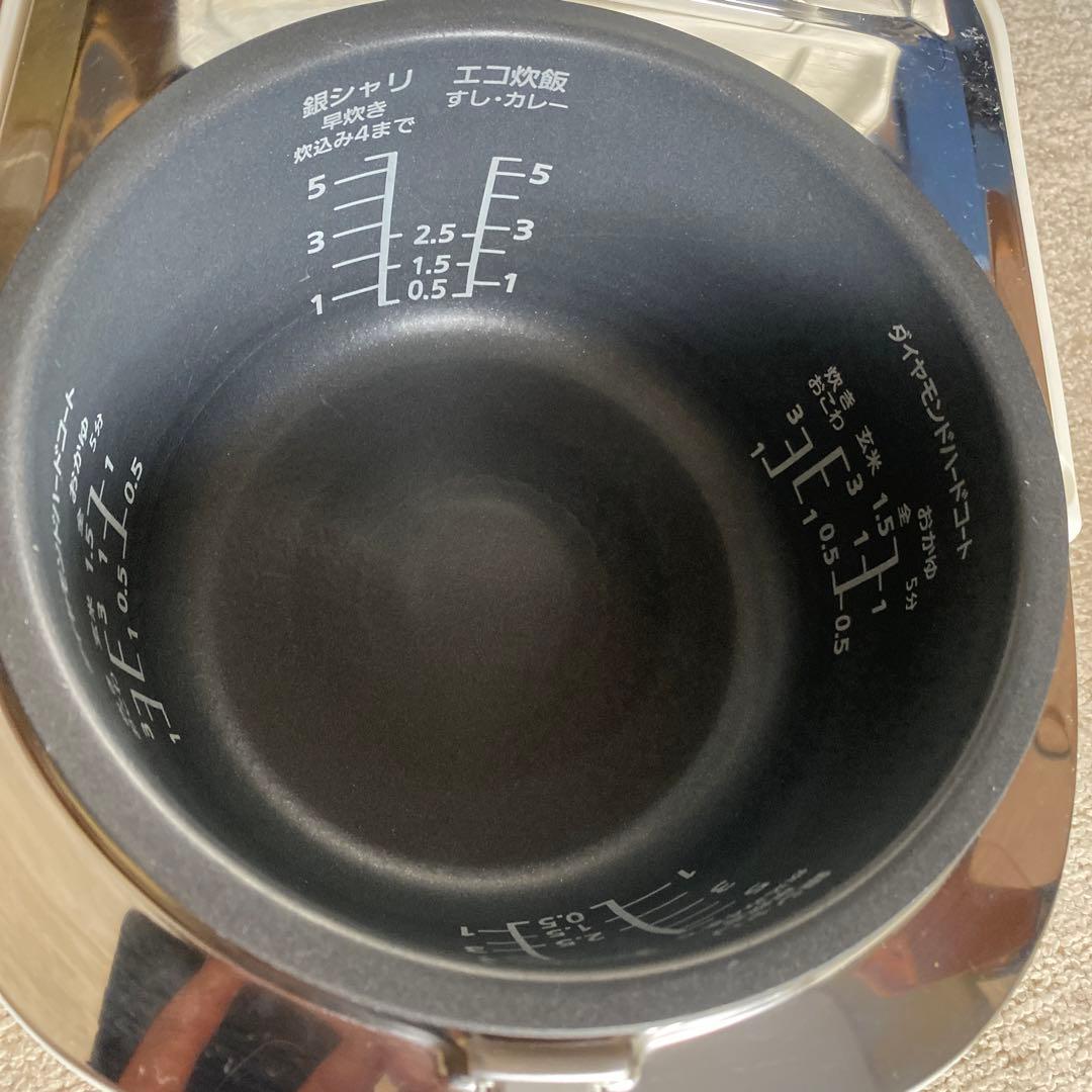 パナソニックIH炊飯器SR-HB107