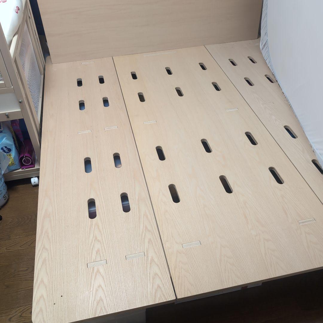 コアラマットレス　クイーンベッドフレーム　都内某所での引き渡し限定　値下げ