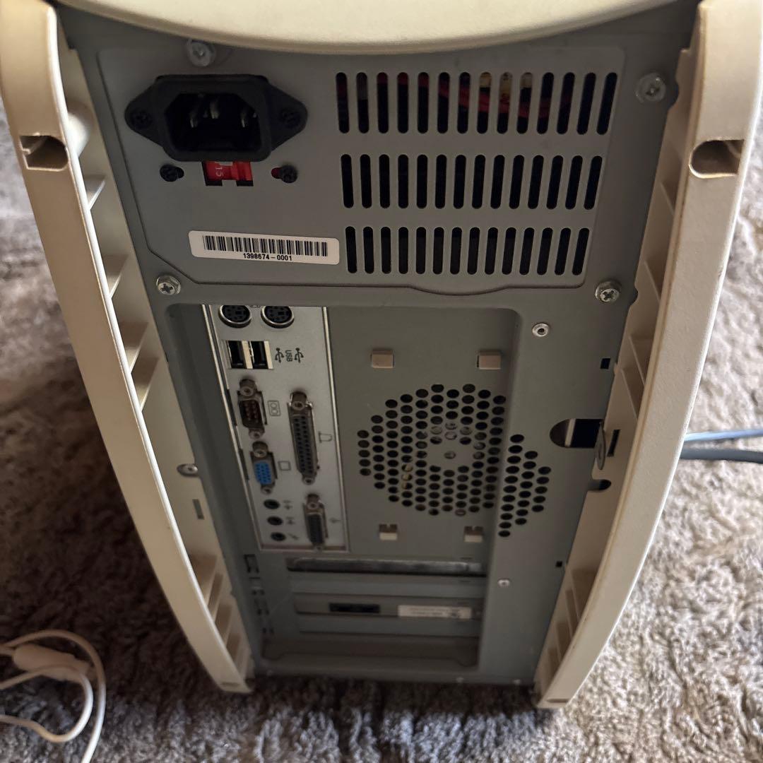 Micron Millennia Graduate ディスクトップPC