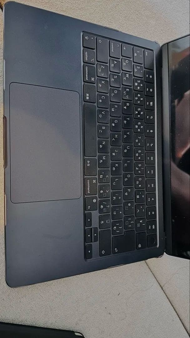 Apple MacBook Air M2チップ搭載モデル