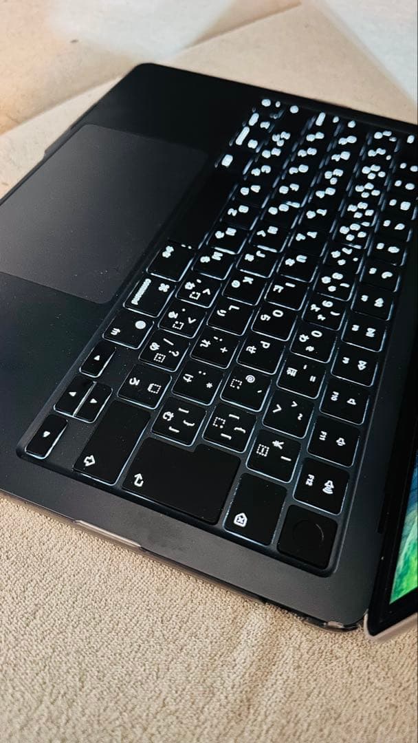 Apple MacBook Air M2チップ搭載モデル