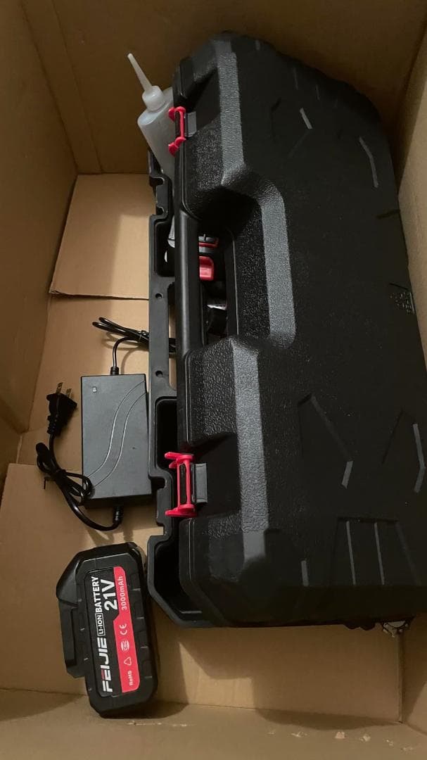 充電式8インチチェーンソー ブラシレスモーター