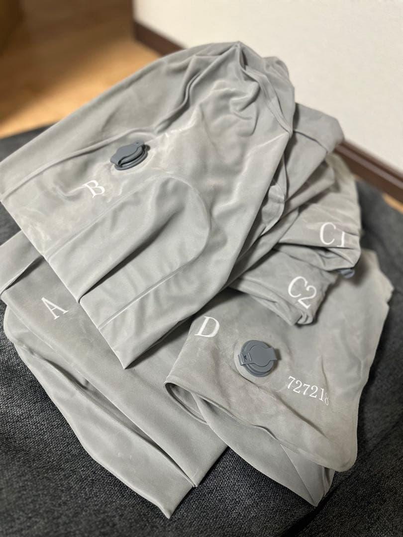 無印良品　空気でできたソファ　チャコール