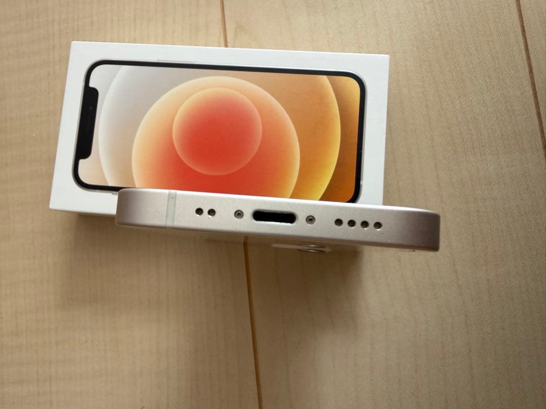 Apple iPhone 12 miniホワイト 本体64GB バッテリー77%