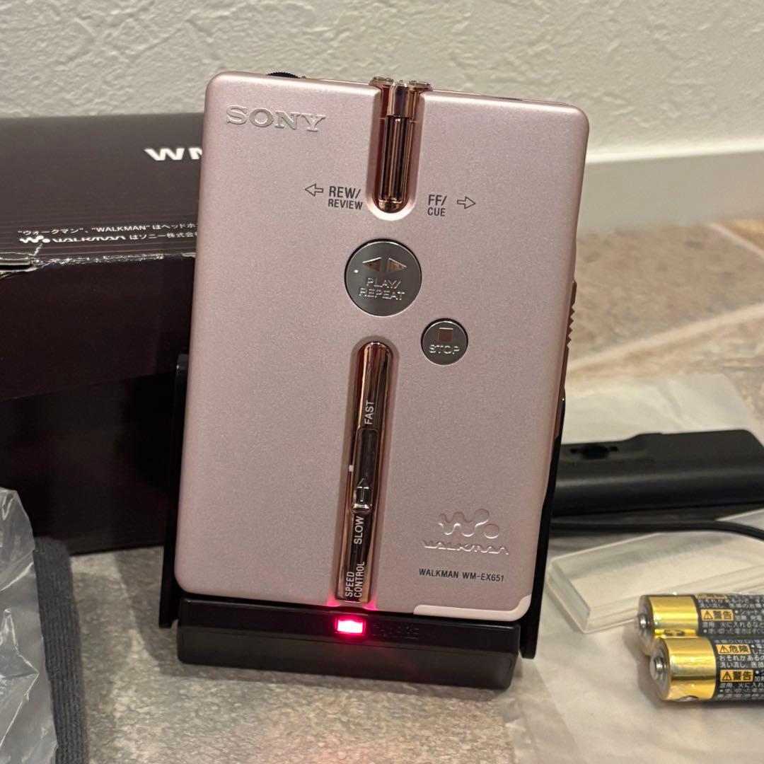 【稀少 】極上美品元箱付属 WM-EX651 色 ピンク ソニー Sony