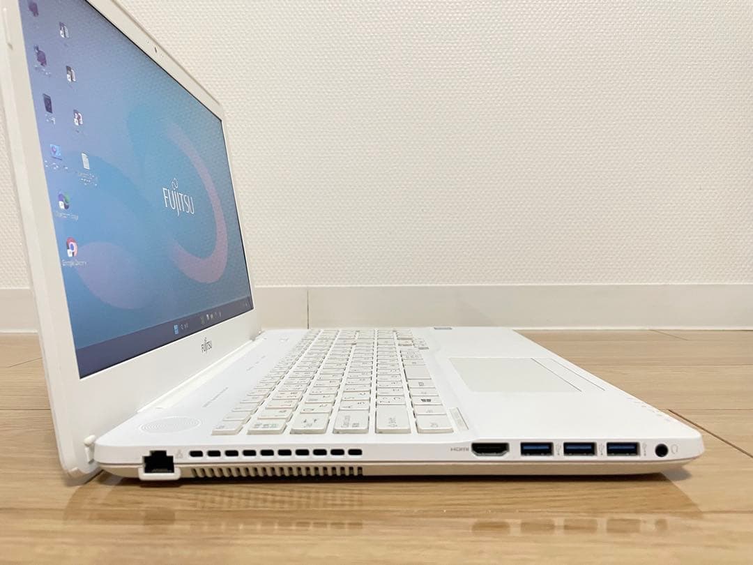 【美品】富士通 LIFEBOOK i7-6700HQ 16GB SSD256GB