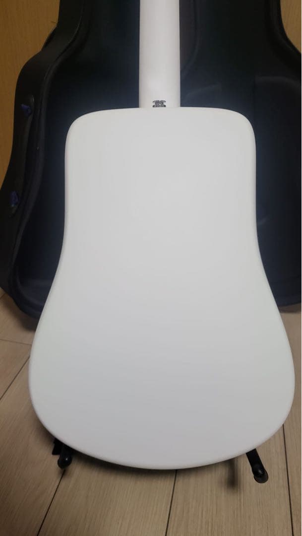 LAVA ME 2 アコースティックホワイトギター