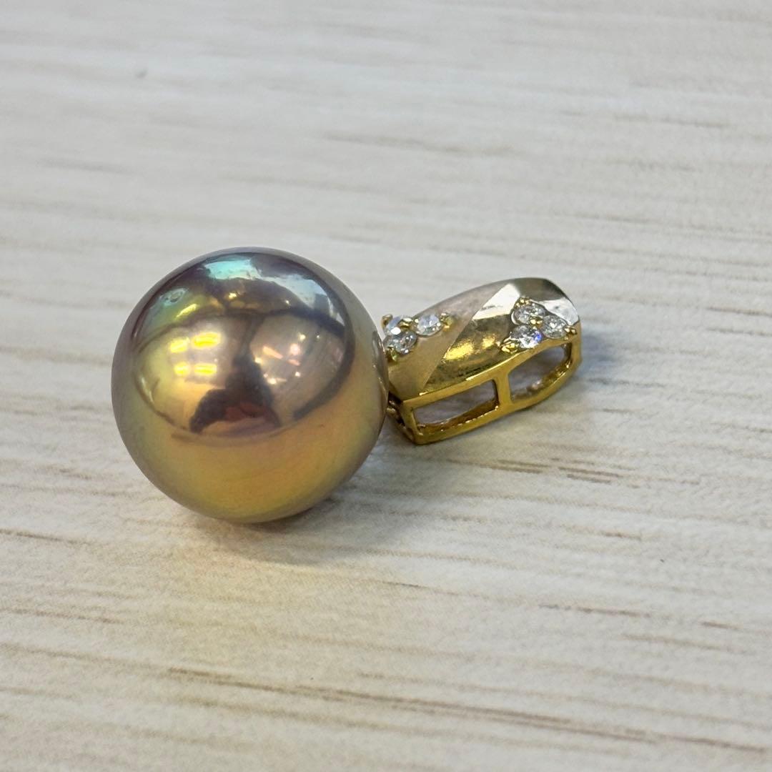 【特級テリ】14mmナチュラルカラー k18ダイヤ付きペンダント