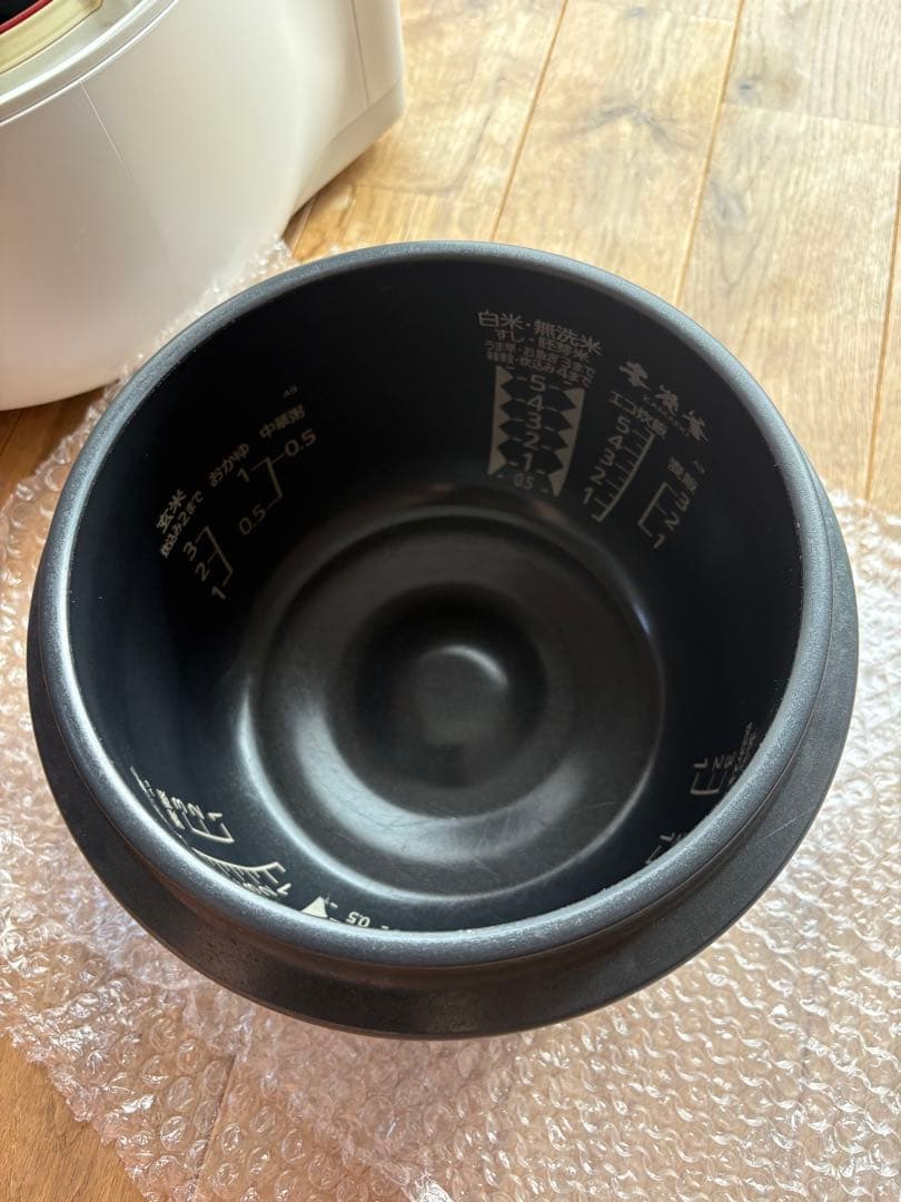 最上位モデル 三菱電機 炊飯器 本炭釜 KAMADO NJ-AWA10-W