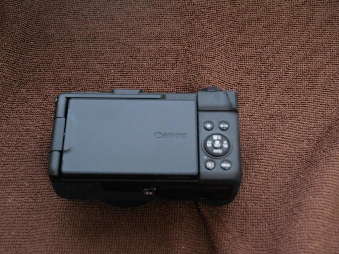 Canon PowerShot V1 キャノン　おまけ付き