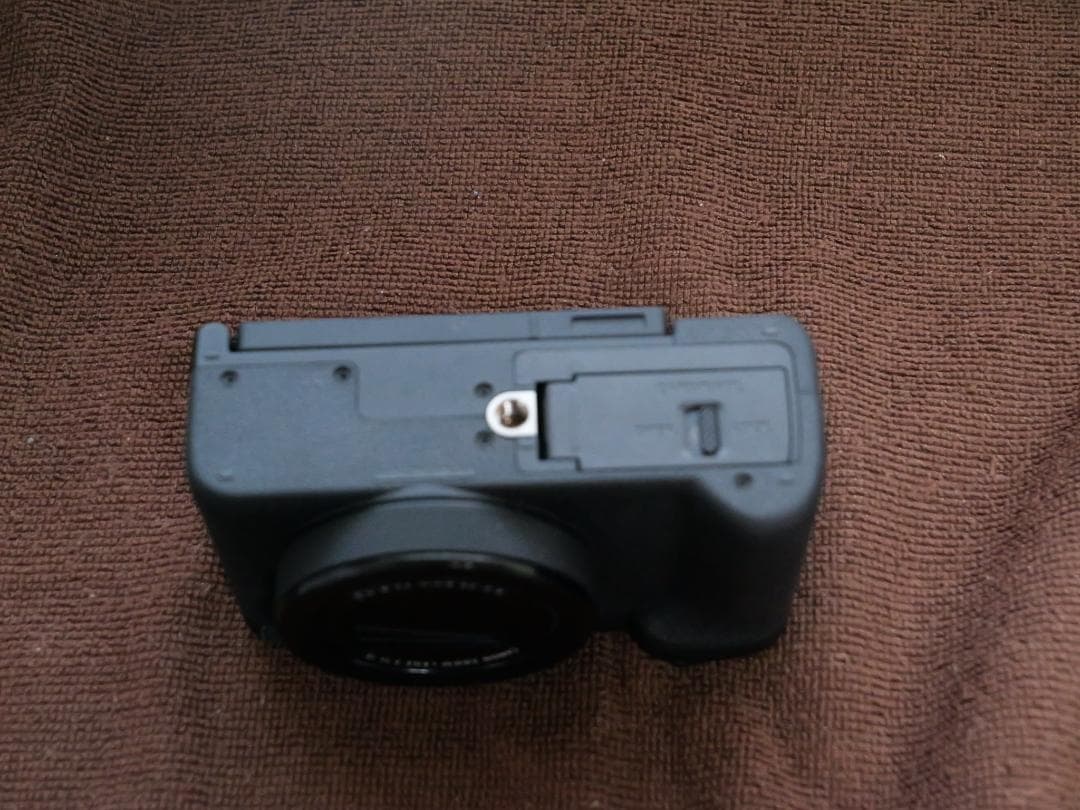 Canon PowerShot V1 キャノン　おまけ付き