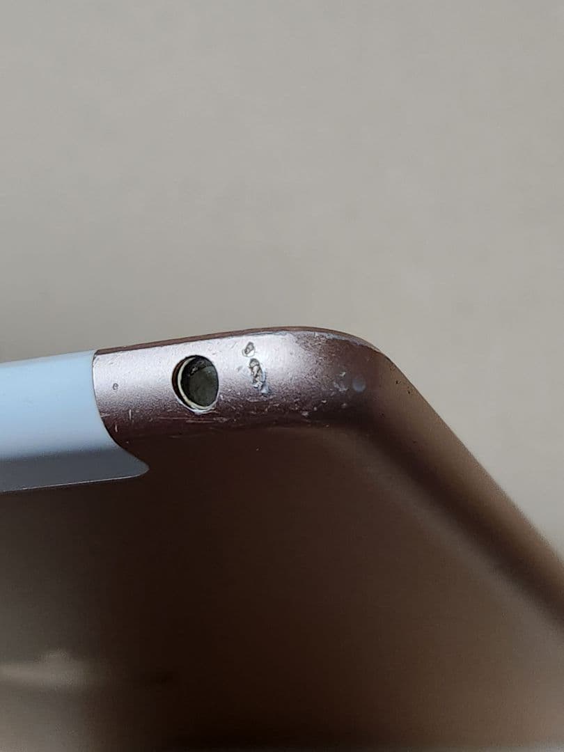 Apple iPad 第6世代 セルラー版 ゴールド