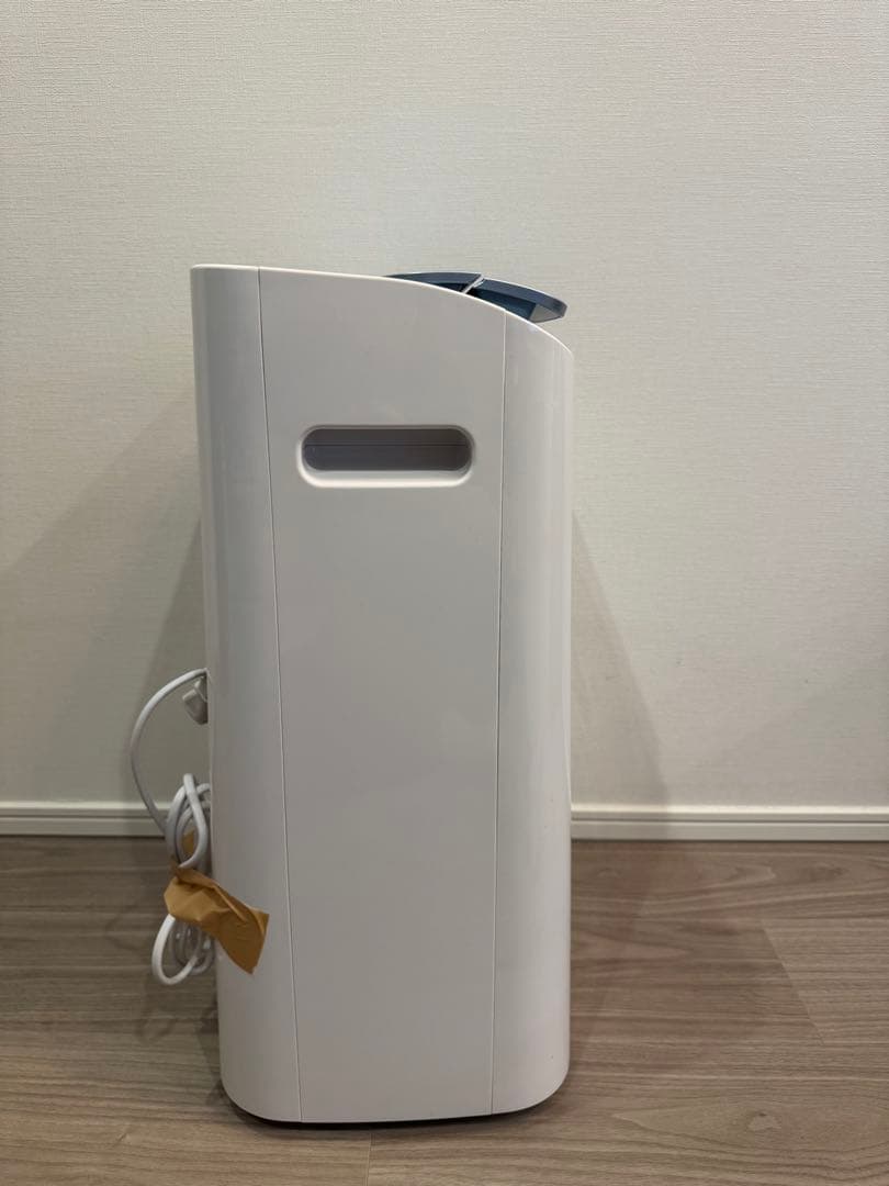 【美品】2024年製 シャープ 空気清浄機 兼 除湿機 CV-EF120-W