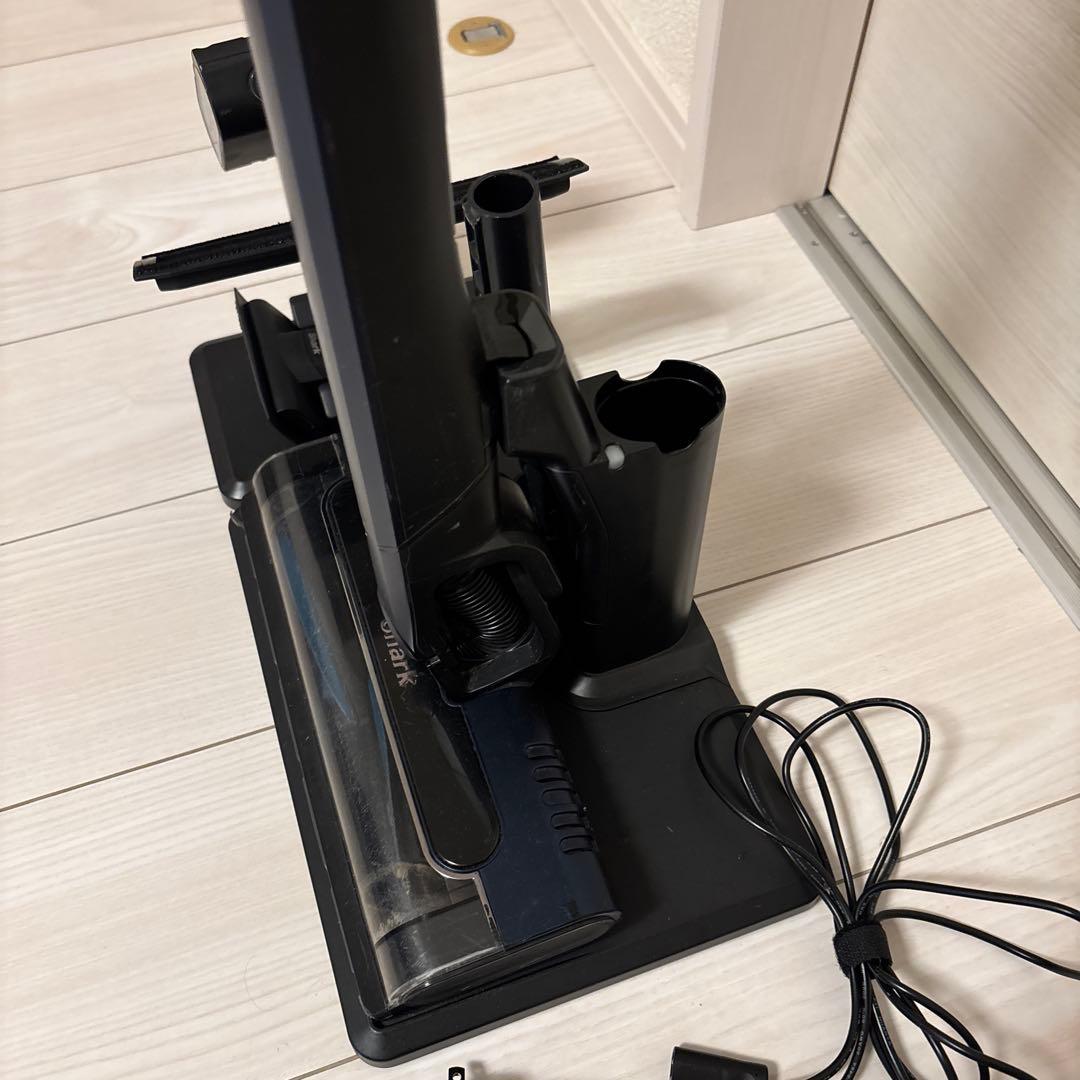 Shark スティッククリーナー 本体 ダークブルー　CS401J