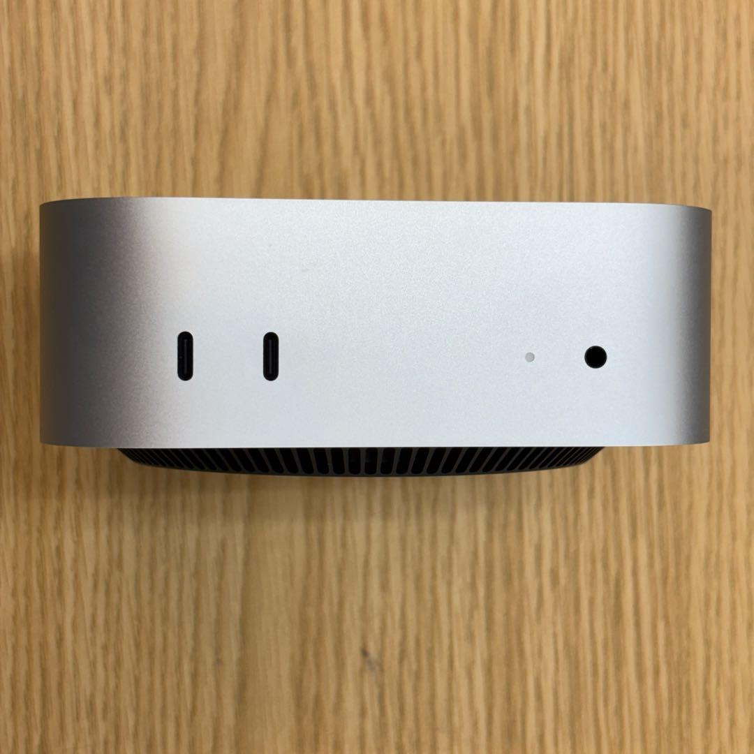 竜*村様 Mac mini m4 256GB 16G 純正キーボード・トラックパ