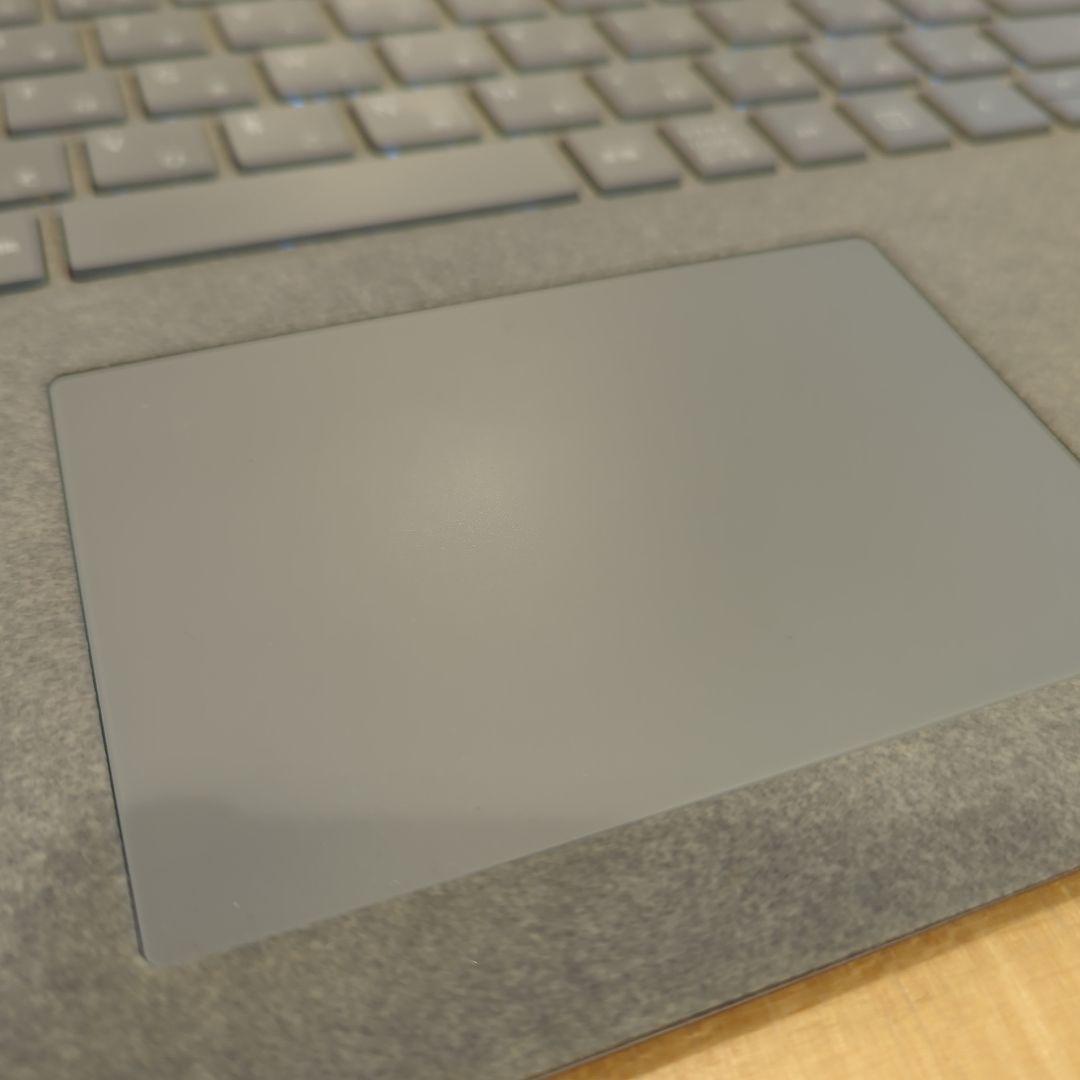 Windowsノート本体 Microsoft Surface Laptop (i5/8GB)