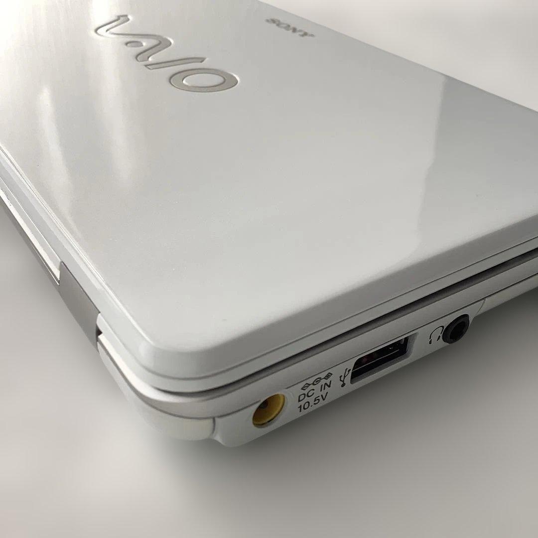 SONY VAIO　type P　VGN-P80H/W　ホワイト　ソニー　バイオ