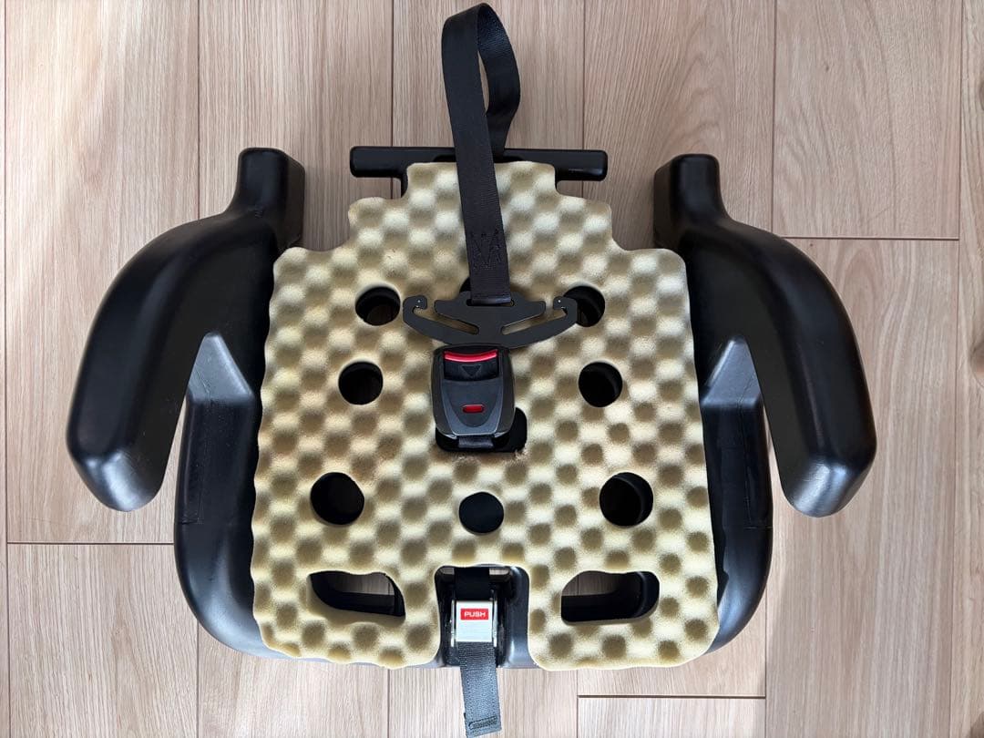 えり　Combi コンビ ジョイトリップ エッグショックＧＨジュニアシート