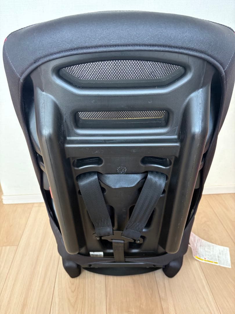 えり　Combi コンビ ジョイトリップ エッグショックＧＨジュニアシート