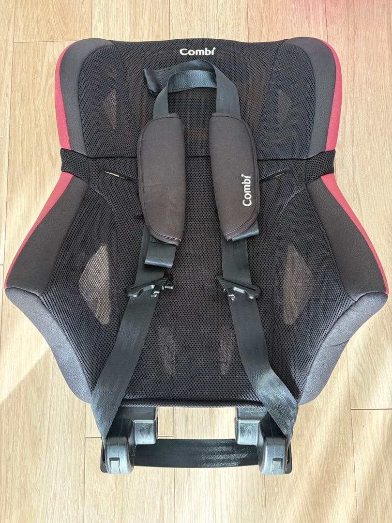 えり　Combi コンビ ジョイトリップ エッグショックＧＨジュニアシート
