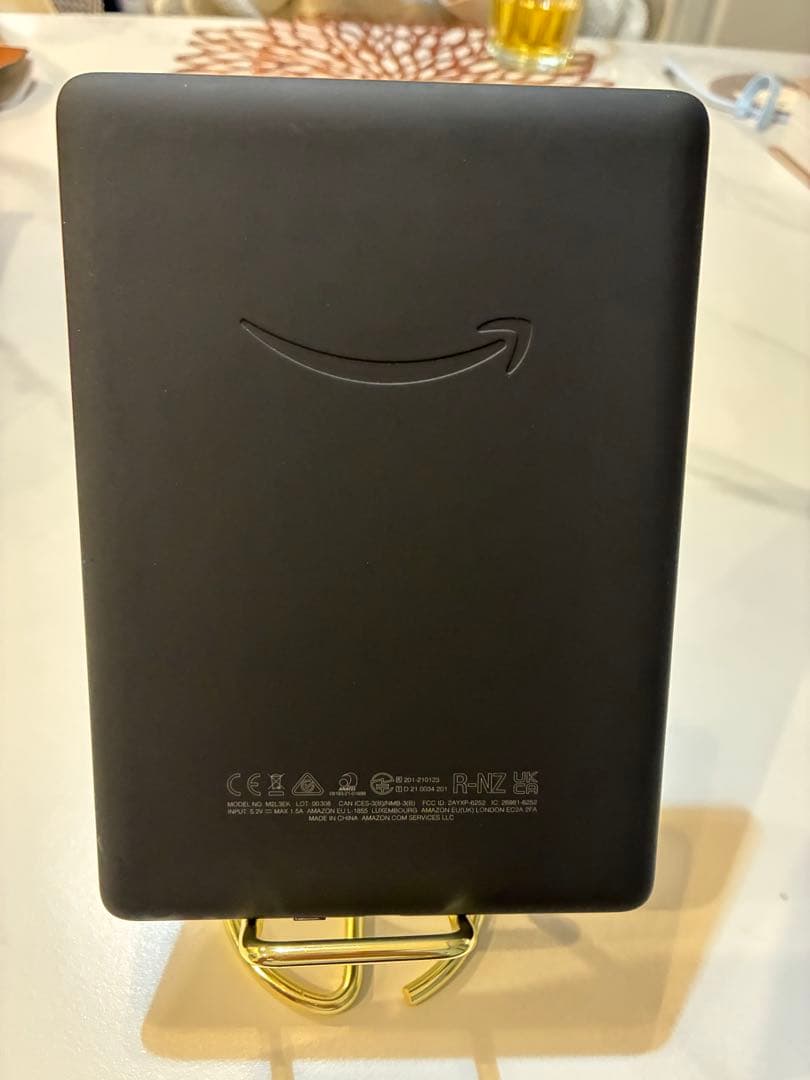 Kindle Paperwhite 第11世代16GB 広告なし　（カバー付き）