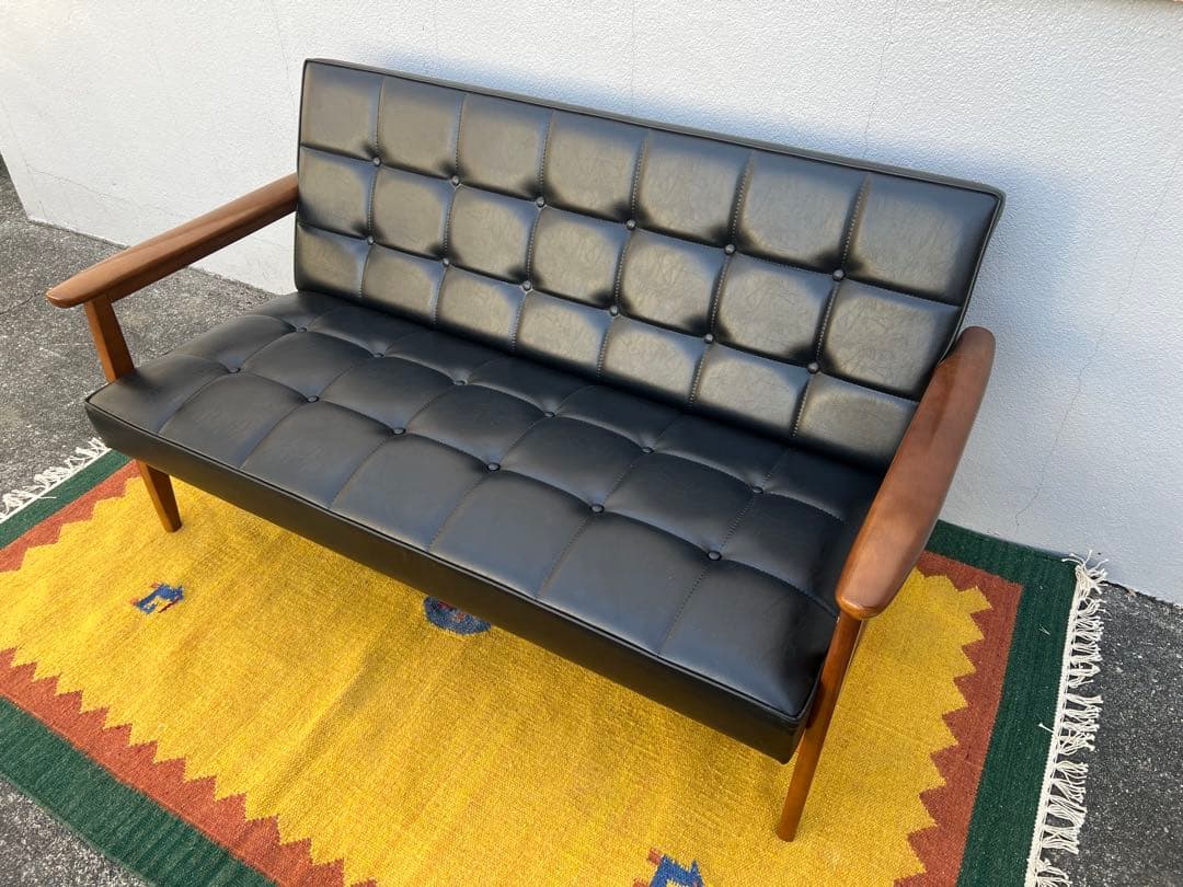 ( ◠‿◠ )　カリモク60　Kチェア2シーター　スタンダードブラック