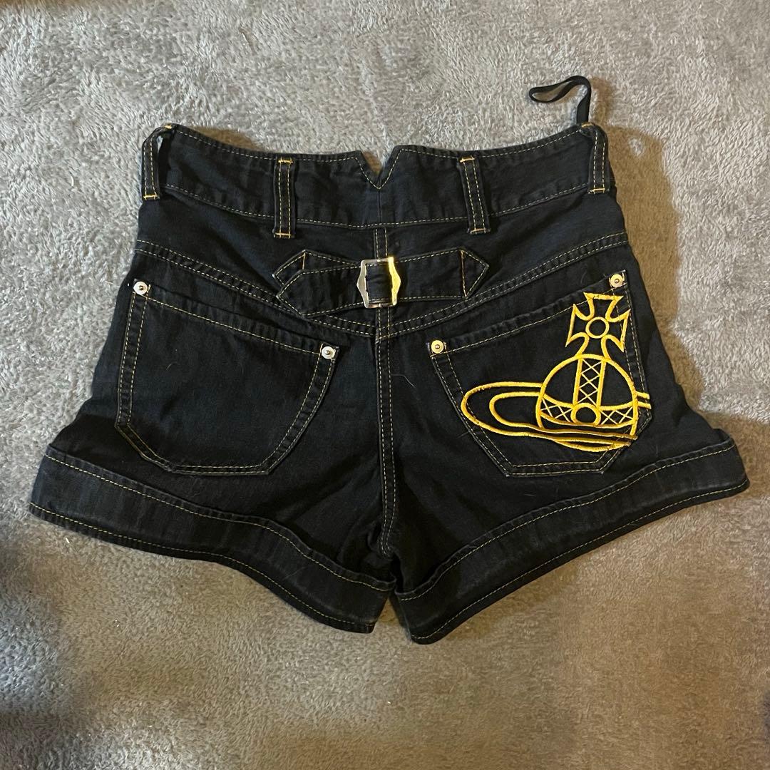 ヴィヴィアン　ショートパンツ