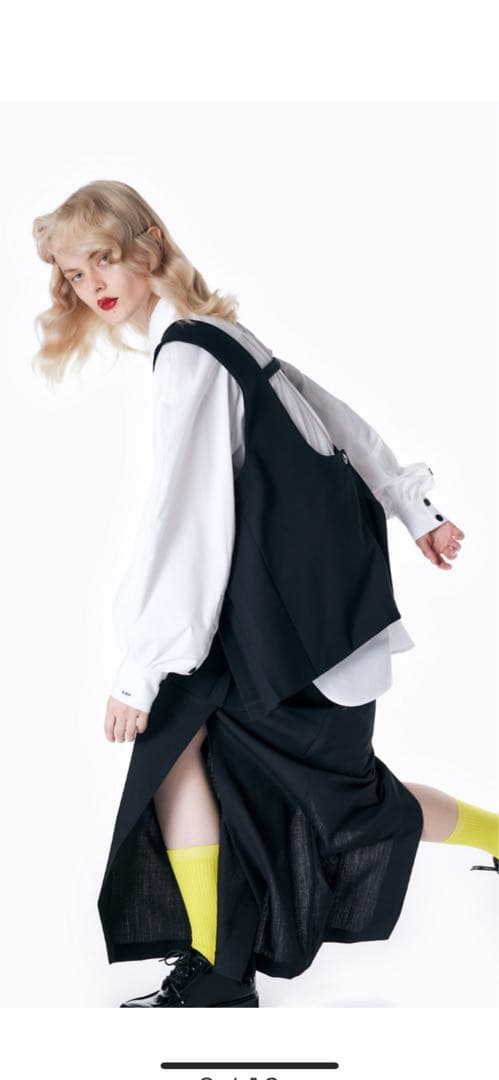 トップス ENFOLD PLEATS TWO-WAY VEST