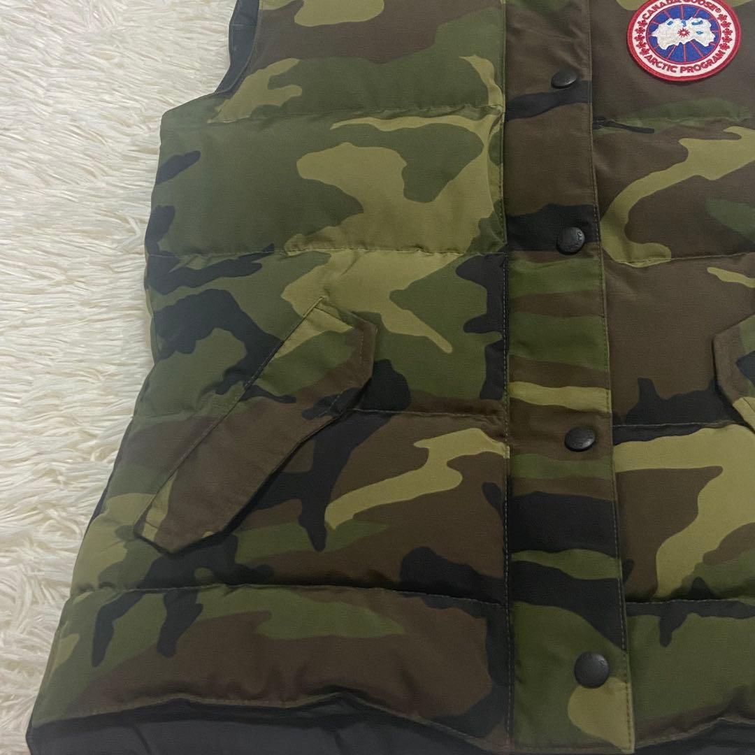  カナダグース　ダウンベスト 迷彩　ユニセックス