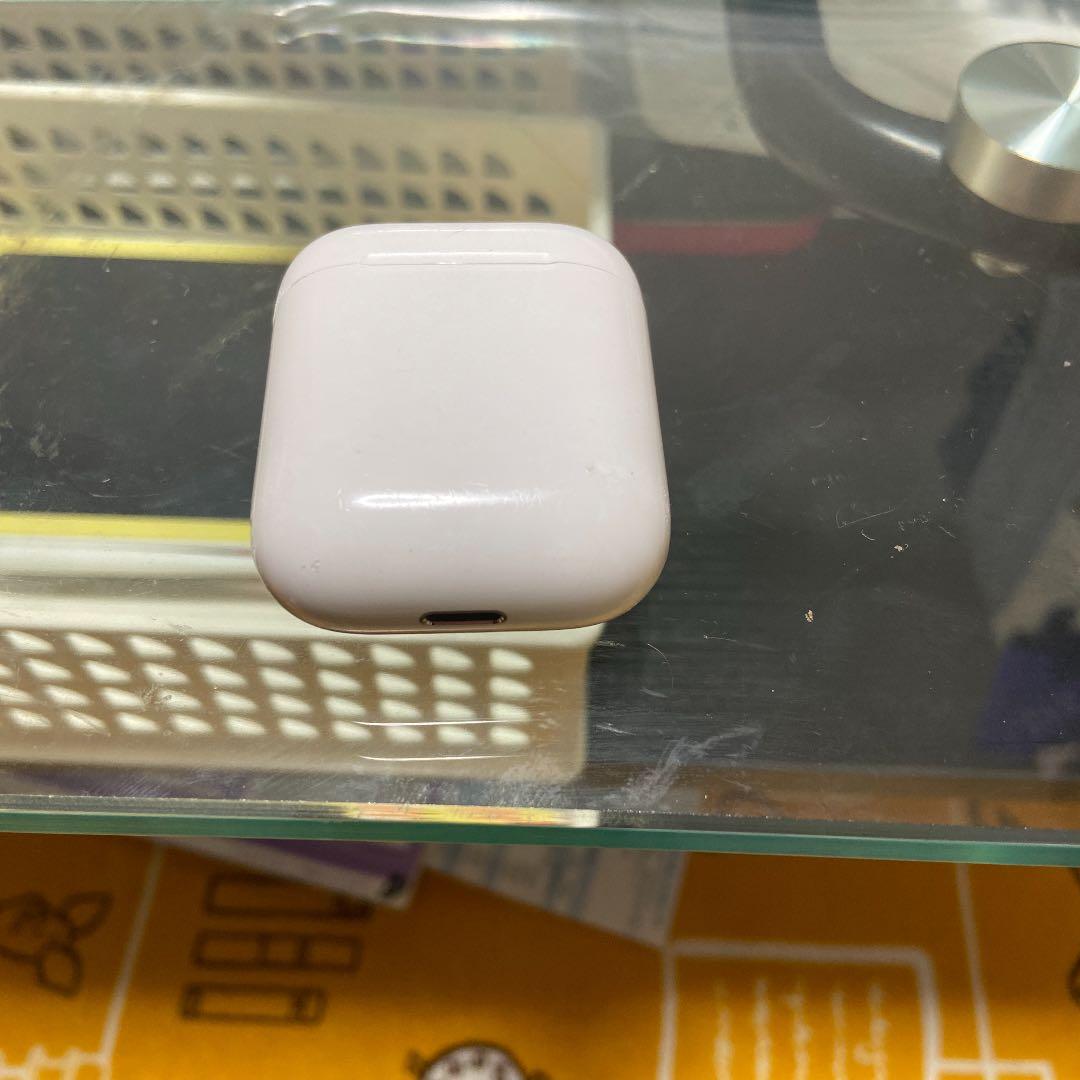 AirPods 本体　両耳有り