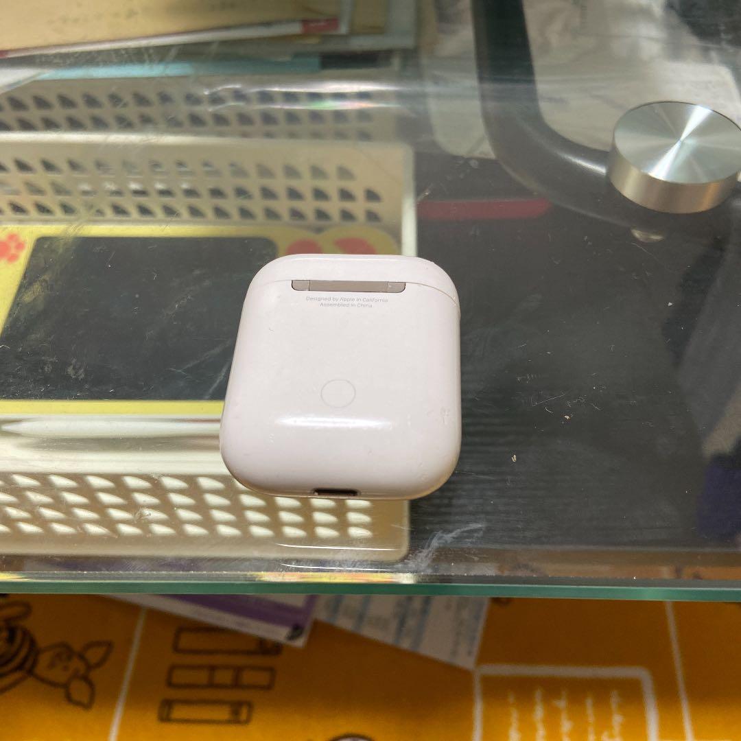 AirPods 本体　両耳有り