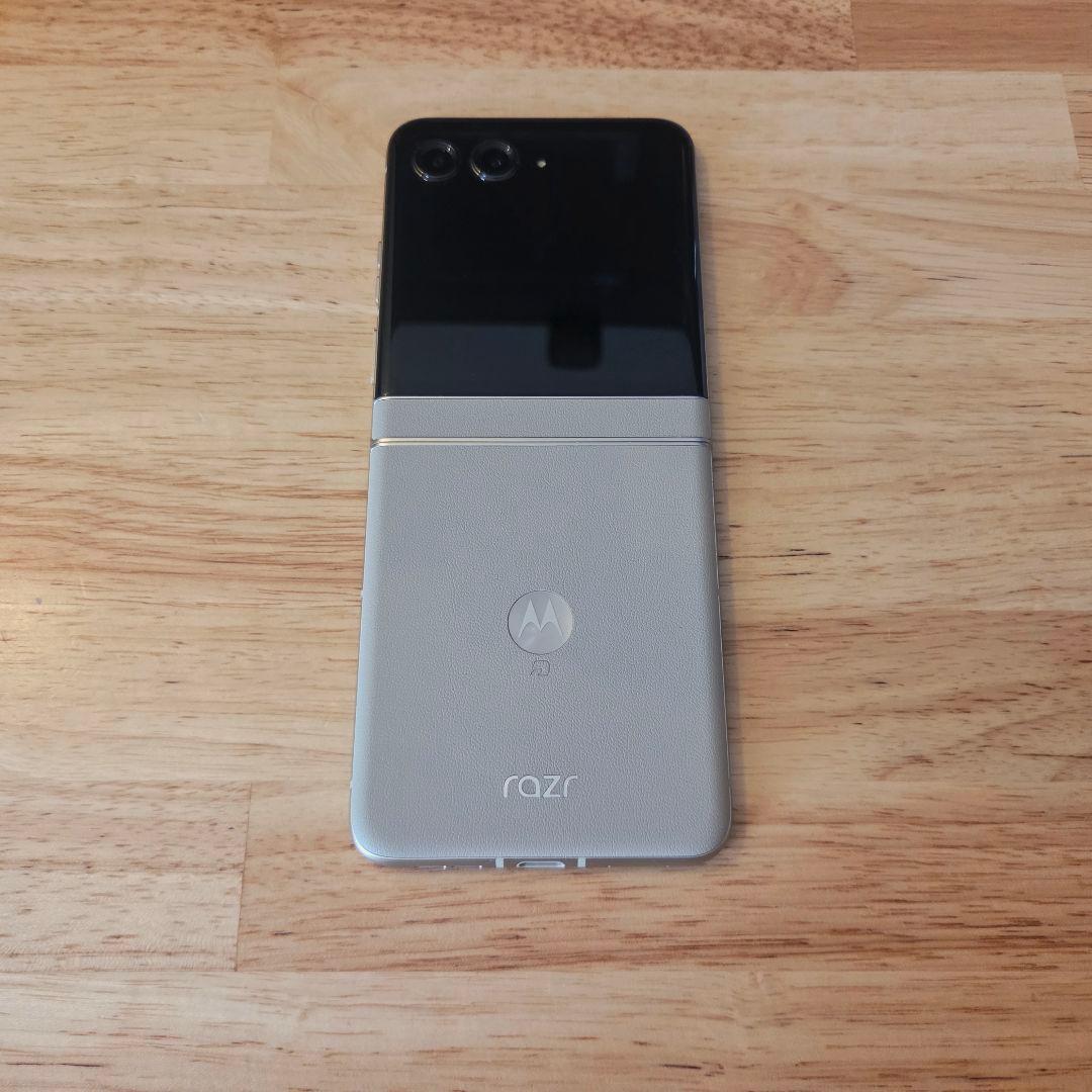 Motorola razr 50 サンドクリーム SIMフリー