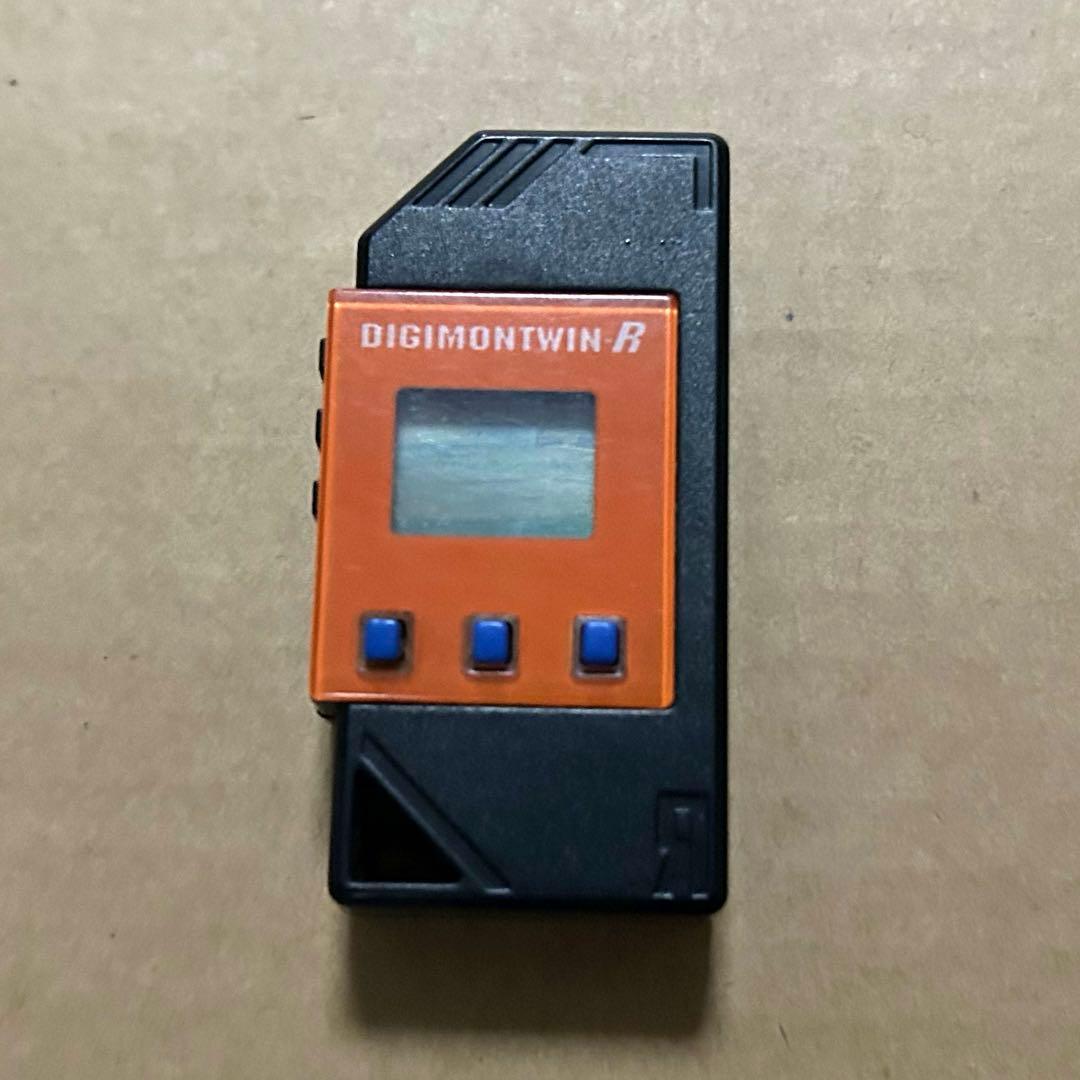 デジモン　デジモンツイン　ブラック&オレンジ