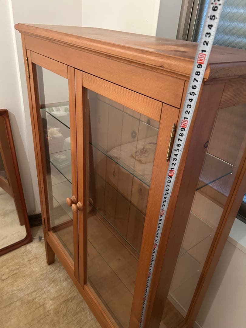 ペニーワイズ パイン材ガラス扉キャビネット