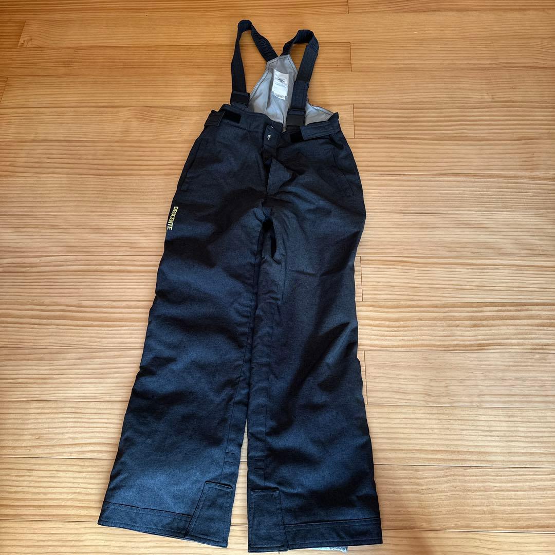 デサント　美品　　セットアップ　上下　スキーウェア　150男の子　女の子