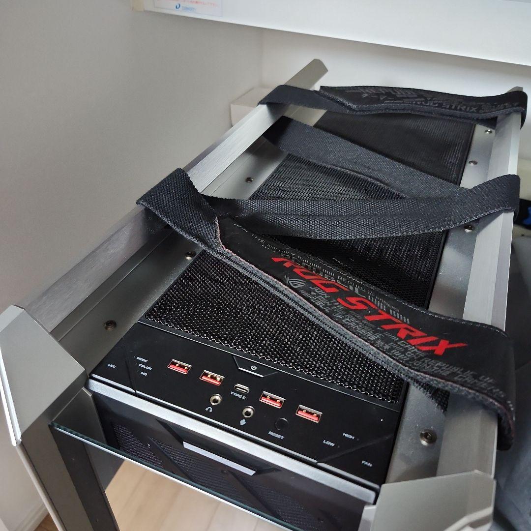 PCケース(自作PC用) ASUS ROG Strix Helios White