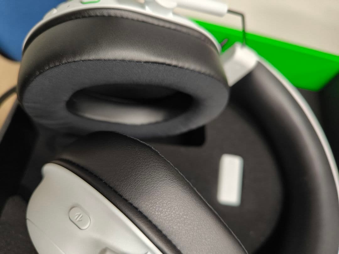 ヘッドホン RAZER BLACKSHARK V2 HYPERSPEED