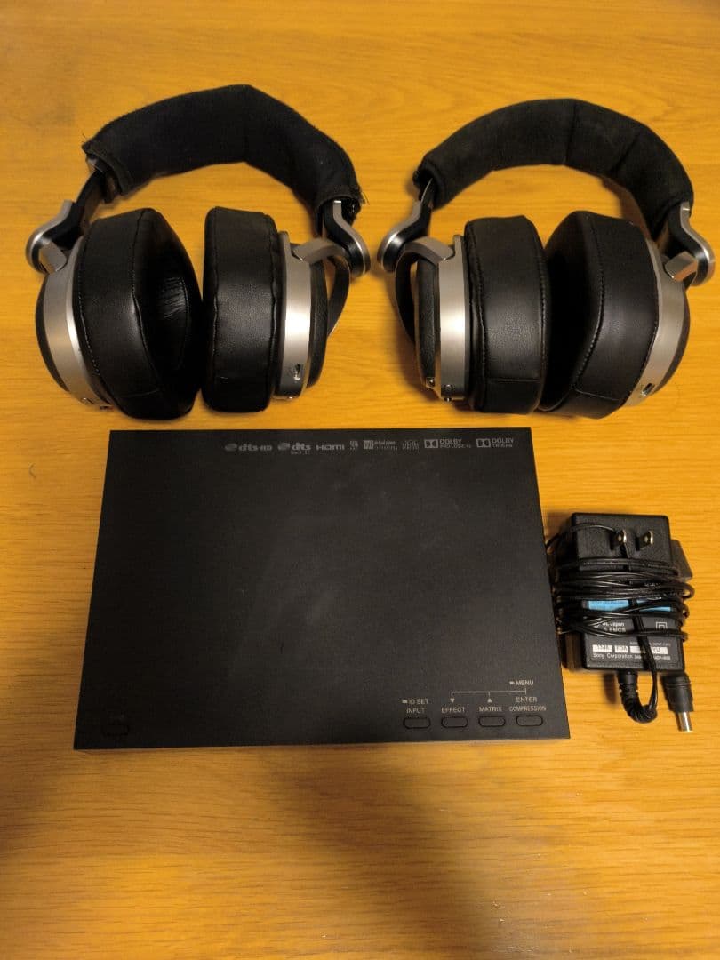 SONY ソニー　サラウンド MDR-HW700DS ワイヤレスヘッドホン　2台