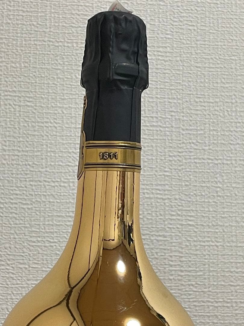 【特価】シャンパン　シャルル ド カザノーヴ ストラディバリ ウス　2009年