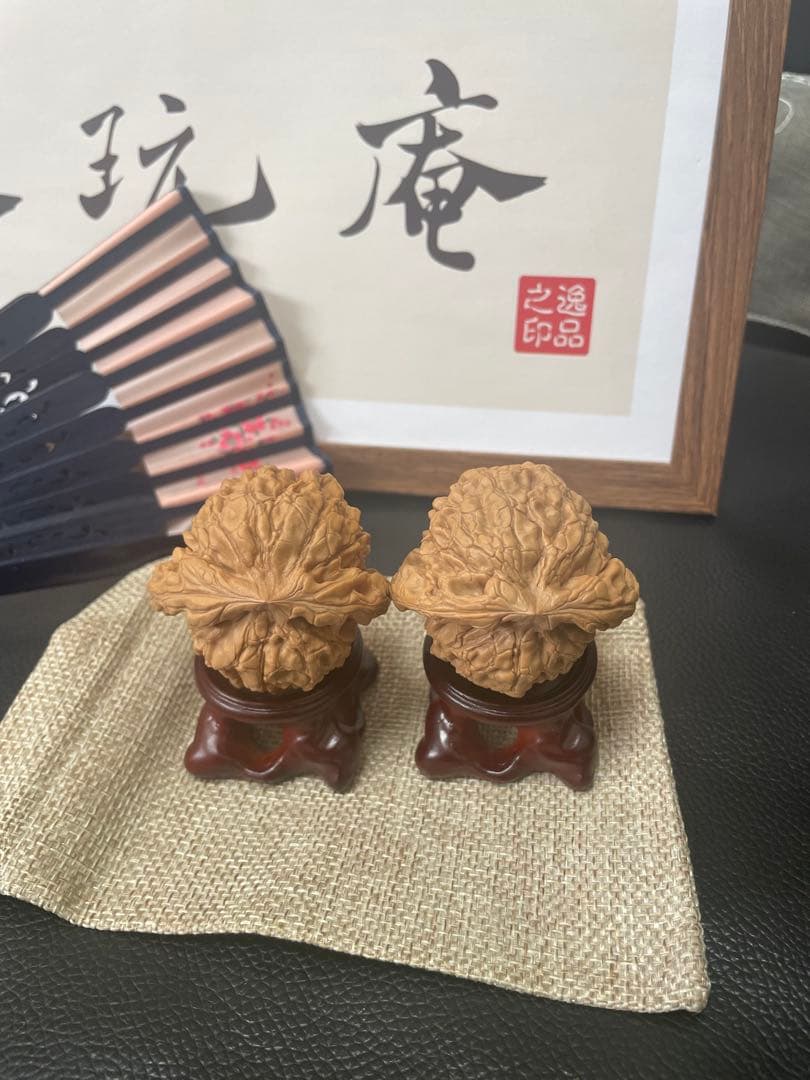 キャニオンページNo.232 と272 遊ぶクルミ　文玩王者 龙鼎 文玩袋