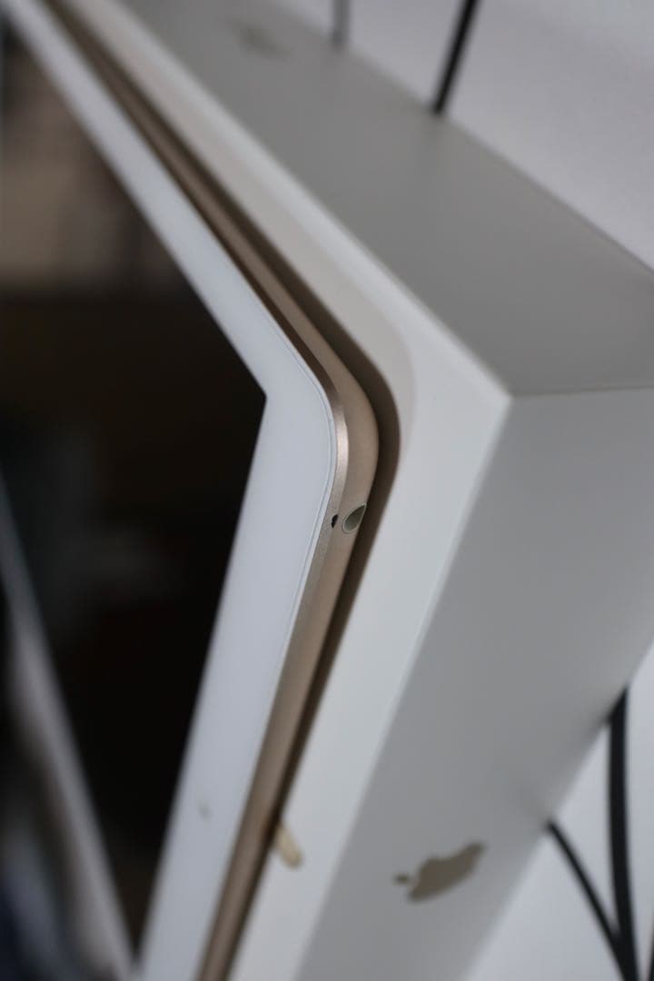 Apple iPad wi-fiゴールド5世代128GB/箱美品付き