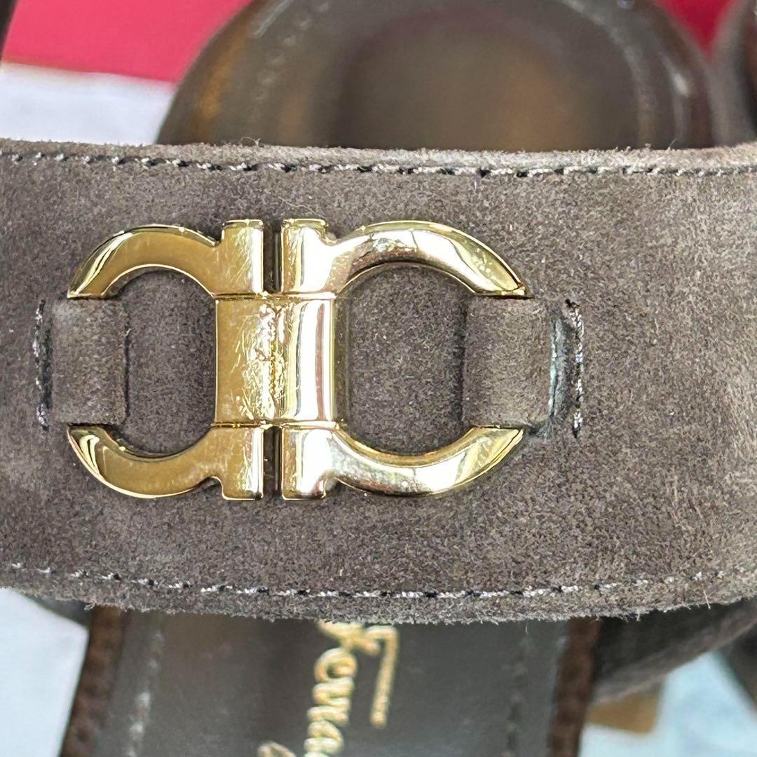 Salvatore Ferragamoフェラガモ　サンダル　ブラウン　スウェード