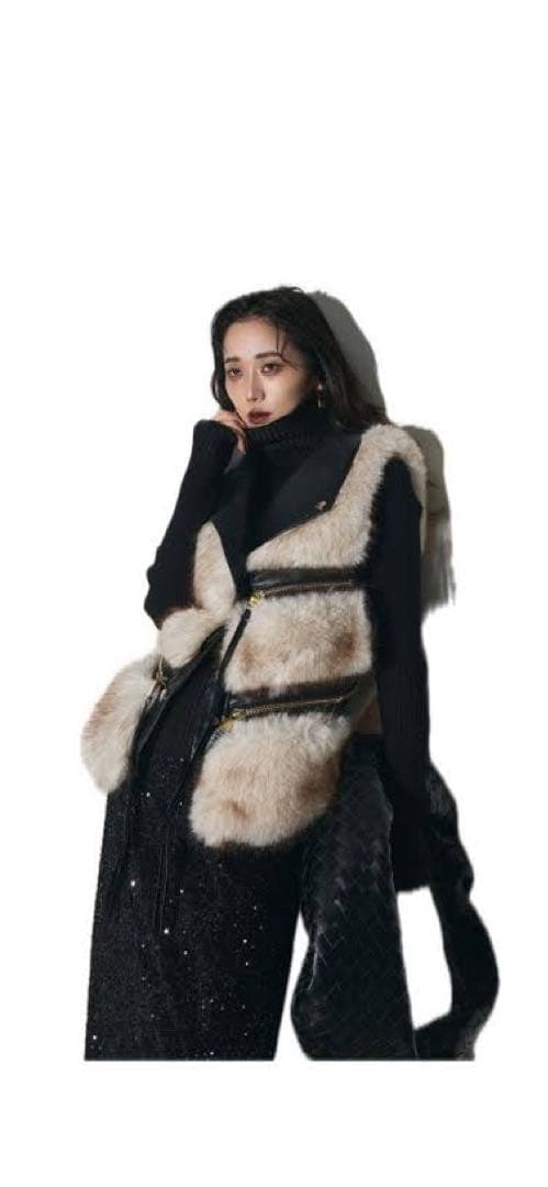 新品　タグ付き　ANDREA&Co. フェイクファーライダースベスト