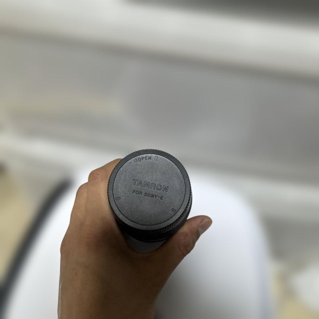 未使用　SONY SEL18135 高倍率ズームレンズ