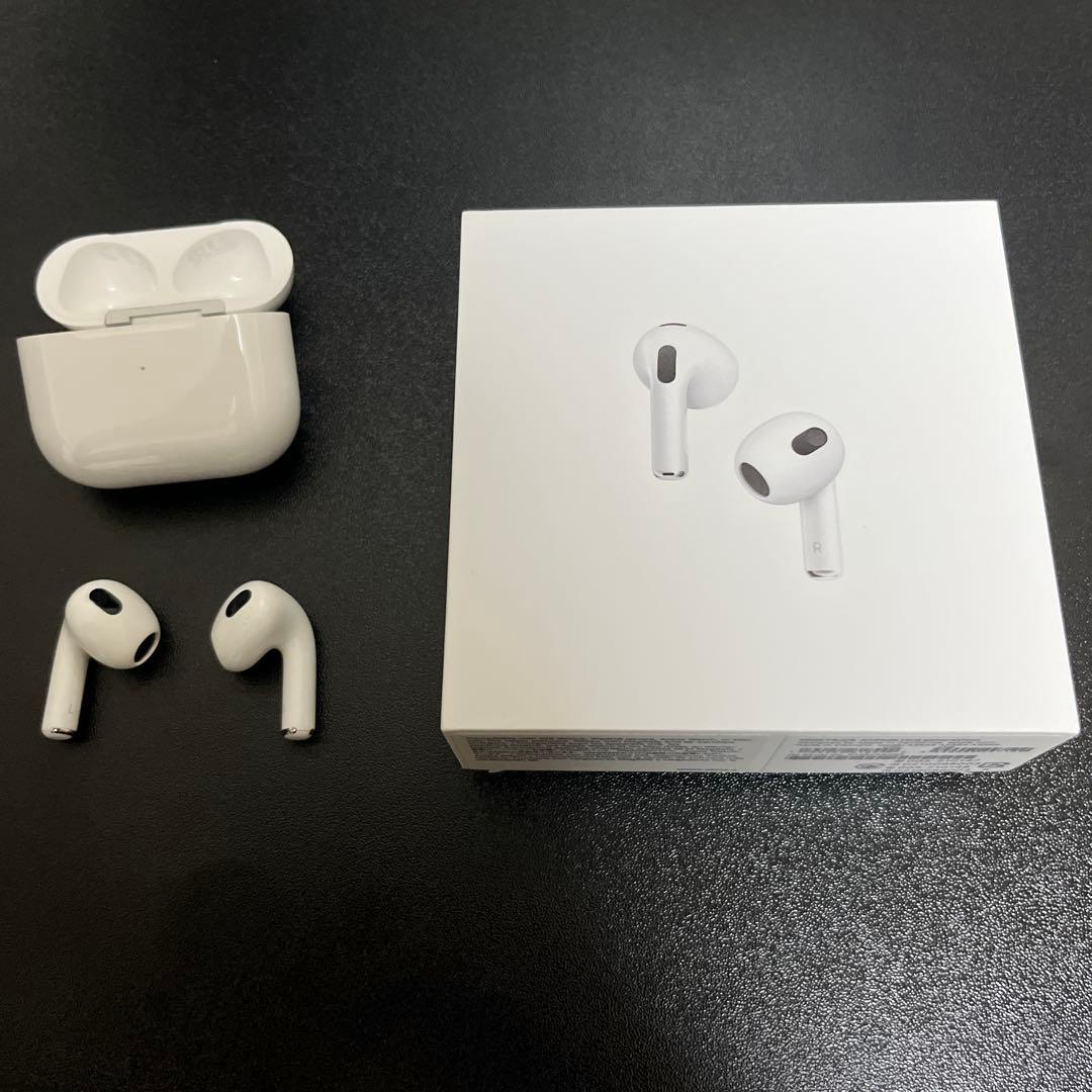 AirPods（第3世代） MagSafe充電ケース付き